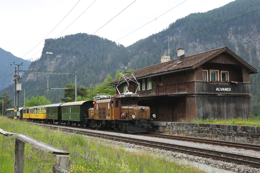 2019.06.11 RhB Ge 6-6 I 414 Albulabahn Krokodil Bahnfest Bergün (2)